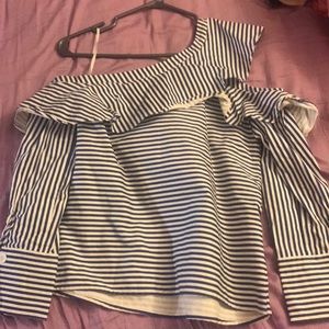 Long sleeve top